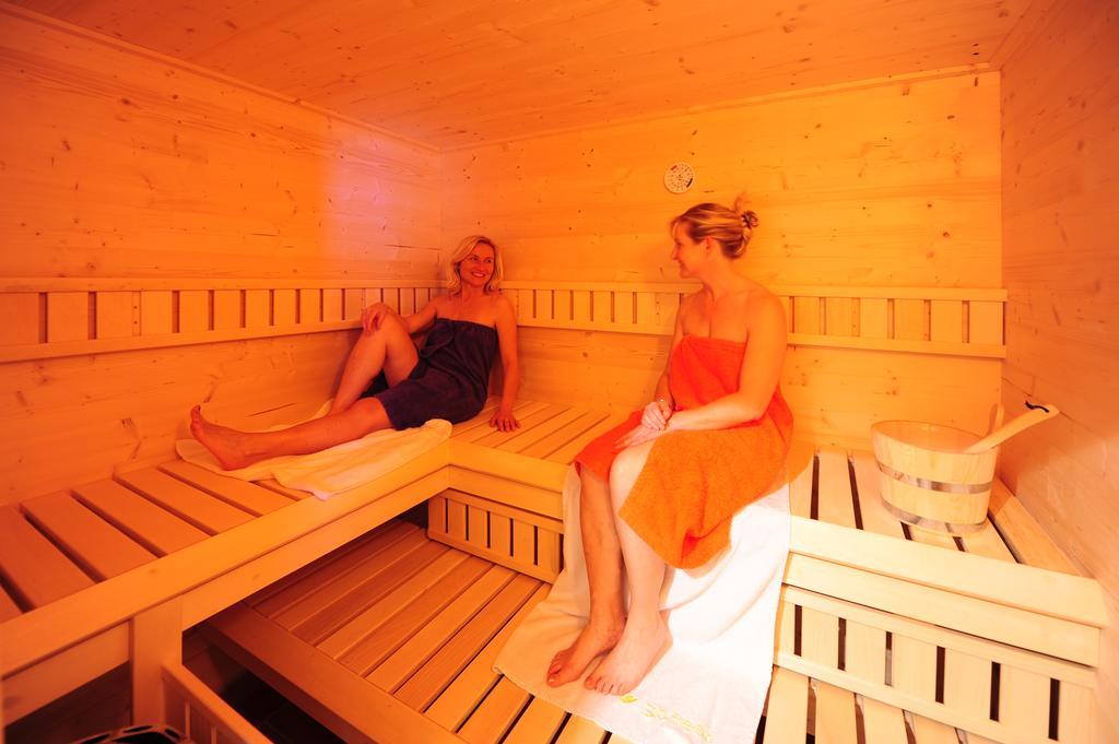 Feriendorf Am Hahnenkamm Reutte Cameră foto