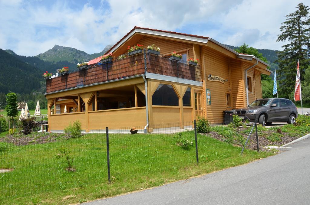 Feriendorf Am Hahnenkamm Reutte Exterior foto