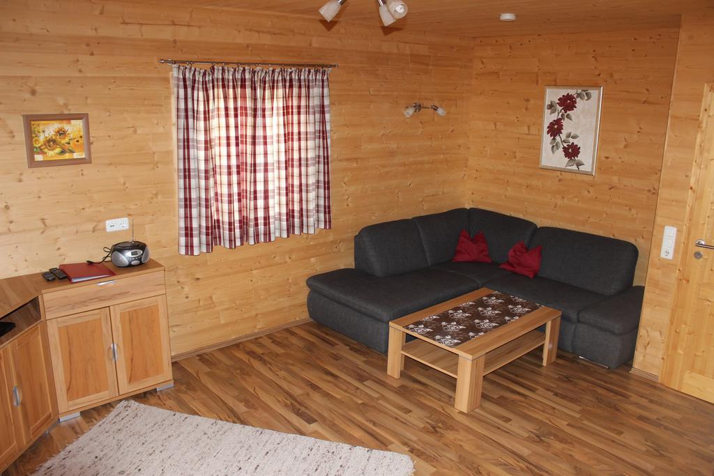 Feriendorf Am Hahnenkamm Reutte Exterior foto